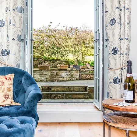 The Uk33419 West Witton